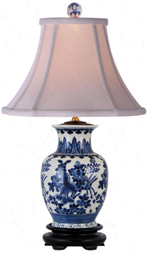 Floral Pedantic  And White Oval China Vase Footed Table Lamp (n1975)