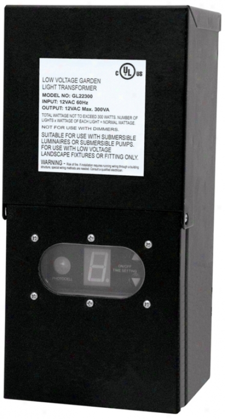 Grounded 300-watt Transformer With Photocell And Timer (p9750)