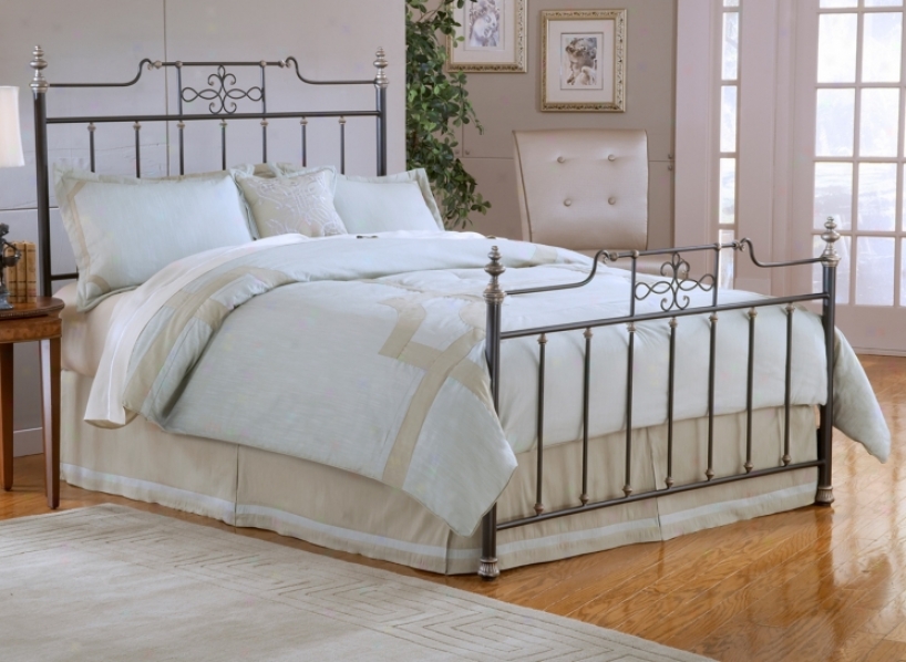 Hillsdale Amelia Spindle King Bed Set (v9606)