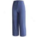 Moving Comfort Capri Kickbqck Pants (for Women)