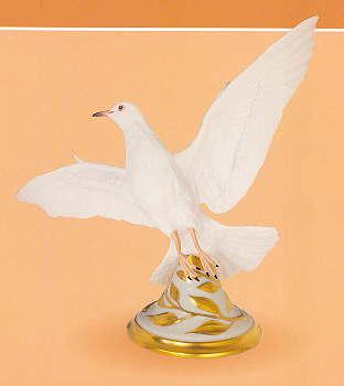 Boehm Porcelain Global Dove