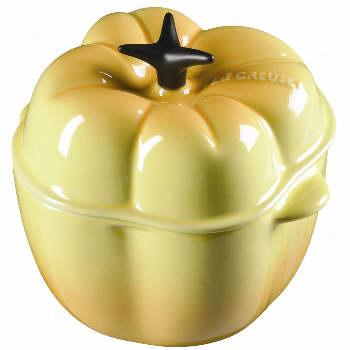 Le Creuset Petite Bell Pepper Casseroke13 Ounce Citrus