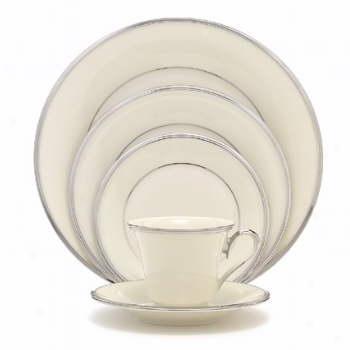 Lrnox China Solitaire 6 Piece Place Setting