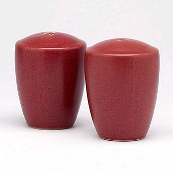 Npritake Colorwave Raspberry Salt & Pepper