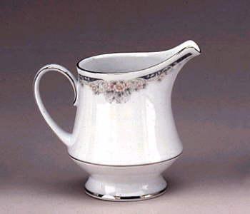 Noritake Enhancement Creamer