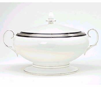 Noritake Patrina Platinum Covered Vegetable