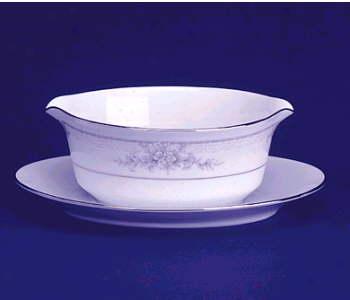 Noritake Sweet Leilani Gravy W/stand