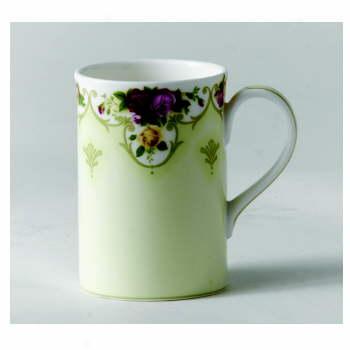 Royal Albert Collectible   Green Cameo Mug