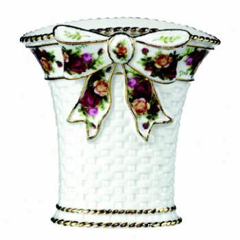 Royal Albert Old Country Rosez Basketweave Vase