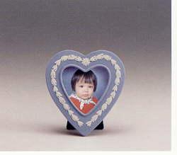 Wedgwood Pale Blue Jasper Laurel Heart Frame