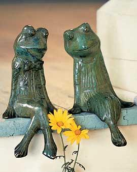 Amorous Frogs, Set Of 2