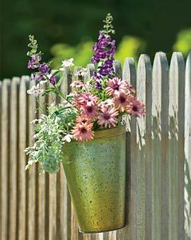 Self-watering Sap Bucket, Steel