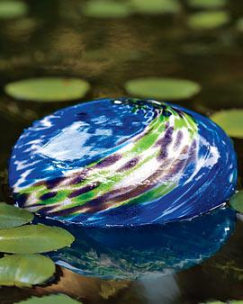 Solar Pond Light