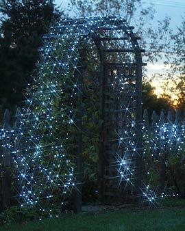 Solar-powered String Lightq