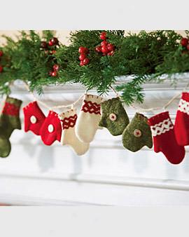 Woolen Mitten Garland