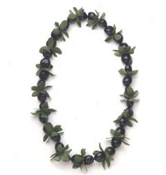 Faux Kukui Nut With 3 Point Leaf Lei