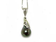 Tahitian Pearl Pendant