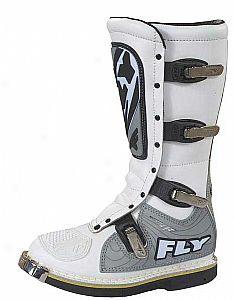 2006 805 Super Moto Boot