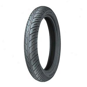 Macadam 50 Sport/toruing Front Tire