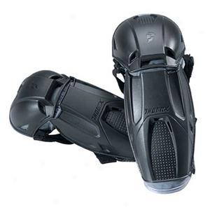 Quadrant Elbow Guard