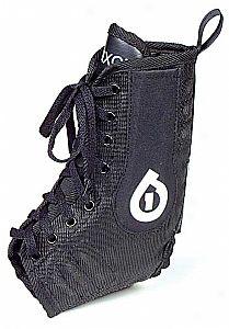 Race Ankle Brace