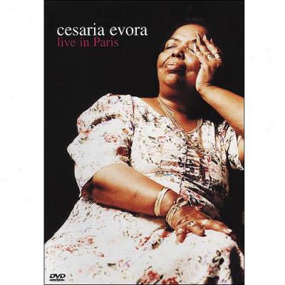 Cesaria Evora: Lead In Paris (widescreen)