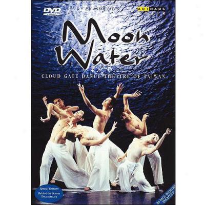 Cloud Gate Dandle Theater: Moon Water (widescreen)