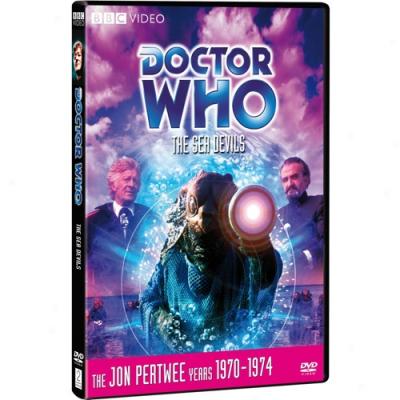 Doctor Who: The Sea Devils - Episode 62 (full Frame)