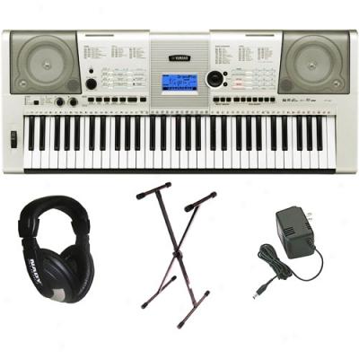 Yamaha 61-key Touch-sensitive Keybord Package