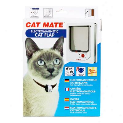 Cat Mate Electromagnefic Cat Door