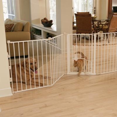 Flexi Metal Walk-through Gate W/small Pet Door