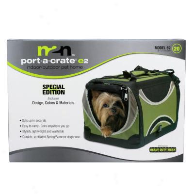 Port-a-crate E2 Indoor/outdoor Pet Home