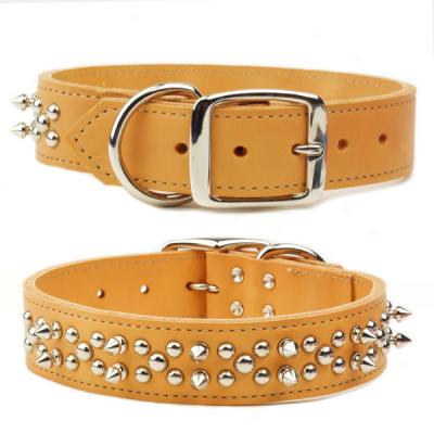 Top Paw? Blonde Leather Spike Dog Collar