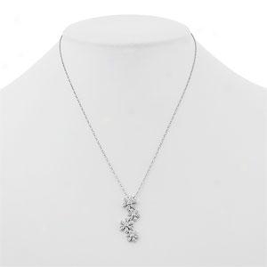 14k 0.57 Ctte. Diamond Flower Journey Necklace