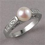 14k 7mm - 7.5mm Akoya Pearl & Diamond Ring