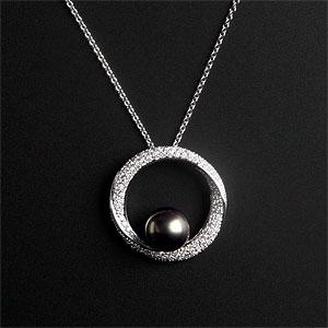 18k 11-12mm Taahitian Pearl & Diamond Pendant