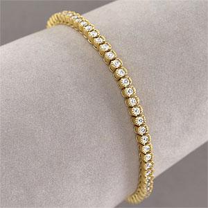 18k Yellow Gold 3.15 Cttw. Diamond Braceler
