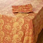 Hravest Tableclogh & Napkin Set