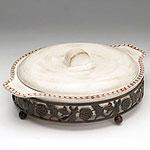 Salinas Antique White Round Covered Baker