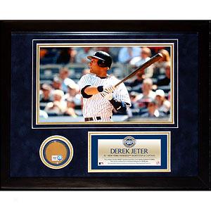 Steiner 2009 Derek Jeter Mini Dirt Collage