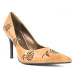 Pair Lips Temara Rose Embroidered Leather Pumps