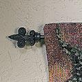 Fleur De Lis Hanging Rod